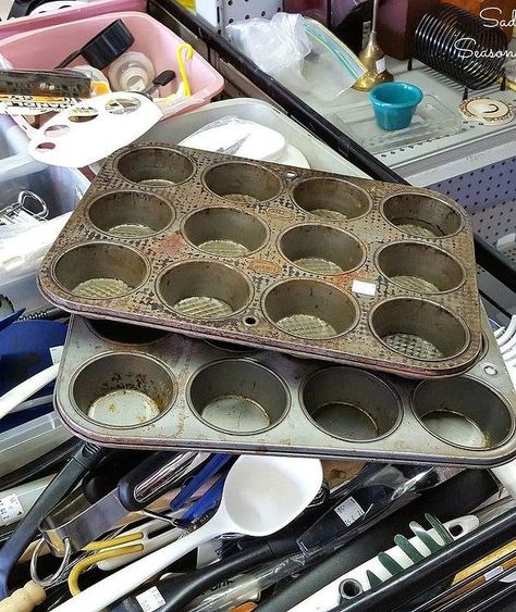 31 Clever Ideas To Reuse Muffin Pans And Cupcake Liners | Hometalk Growing Food Indoors, Muffin Papers, Cupcake Pans, Muffin Pans, Chalkboard Labels, Herb Pots, Muffin Tins, Cupcake Liners, Muffin Tin