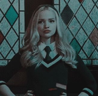 Mal Aesthetic, Slytherin Uniform, Harry Potter Oc, Liv And Maddie, Lucius Malfoy, Slytherin Aesthetic, Harry Potter Aesthetic, Black Families, Harry Potter Fan Art