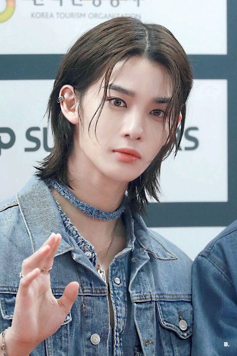 Kpop Idols Long Hair, Kpop Idols Male, Male Kpop Idols, Nose Wrinkles, Bae Jinyoung, Ep Album, Dream Concert, Sparkling Stars, Long Hair Styles Men