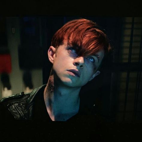 Spider Man Harry Osborn, Dane Dehaan Harry Osborn, Dane Dehaan Aesthetic, Dane Dehaan Wife, Dane Dehaan Valerian, Dane Dehaan Spiderman, Harry Osborn Aesthetic, Harry Osborn Dane Dehaan, Dane Deehan