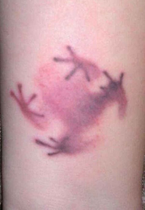 27 Tattoo, Cream Tattoo, Frog Tattoo, Petit Tattoo, Frog Tattoos, Geniale Tattoos, Tattoo Cover, 문신 디자인, Design Tattoo