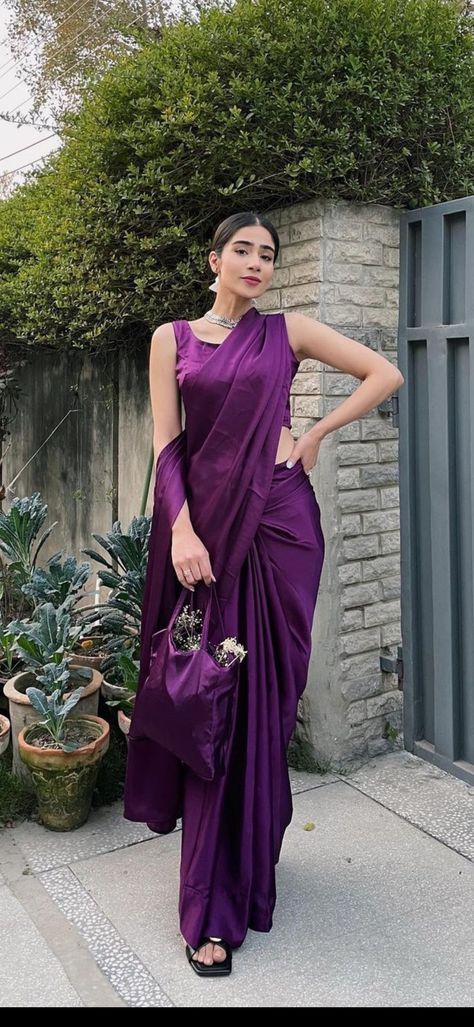 Lavender Color Saree, Farewell Saree, Kajol Saree, Saree With Contrast Blouse, Navy Blue Saree, Blue Saree, Baby G, Contrast Blouse, Lavender Color