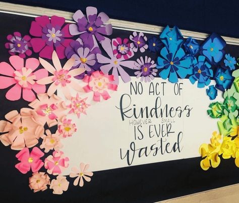 School Board Decorations Ideas, Educational Board Decoration, Bulletin Board School Ideas, Bulletin Board With Flowers, Spring Kindness Bulletin Board Ideas, 3d Flowers For Bulletin Board, Bullet Board Decoration, Bulten Board Ideas For School, Education Boards Ideas