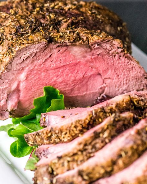 OVEN ROASTED FILET OF BEEF Cooking Prime Rib Roast, Boneless Prime Rib Roast, Perfect Roast Beef, Prime Rib Roast Recipe, Cooking Prime Rib, Rib Roast Recipe, Sliced Roast Beef, Perfect Roast, Prime Rib Recipe