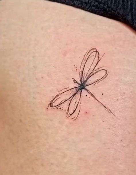 Tattoos Of Dragonflies, Mini Dragonfly Tattoo For Women, Small Dragonflies Tattoo, Tattoo With Hidden Names, Finger Tattoos Dragonfly, Delicate Dragonfly Tattoo For Women, Dainty Dragonfly Tattoo For Women, Single Needle Dragonfly Tattoo, Dragonfly Tattoo On Hand