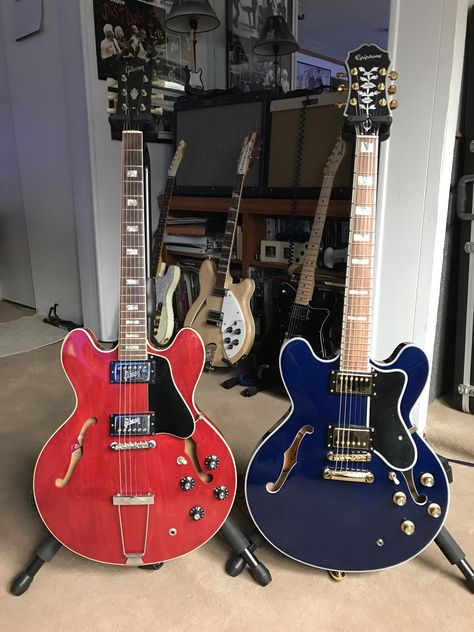 Semi Hollow body heaven - Gibson ES335 and Epiphone Sheraton, with a Rickenbacker 360 in the background Epiphone Guitars, Esp Guitars, Gibson Guitar, Diy Instruments, Guitar Obsession, Modern Music, Cool Electric Guitars, Jazz Guitar, Beautiful Guitars