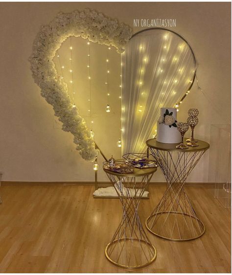 Heart Wedding Decorations, Asif Ali, Nikah Decor, Flower Birthday Party, Bear Birthday Party, Party Stand, Heart Party, Birthday Balloon Decorations, Wedding Souvenirs