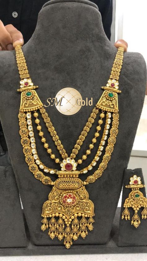 Gold Kandora Designs, Long Sets Gold Jewellery, Gold Necklace Design, Antique Necklace Gold, Wedding Jewelry Sets Bridal Jewellery, Antique Necklaces Design, New Gold Jewellery Designs, Gold Earrings Models, Antique Gold Jewelry Indian