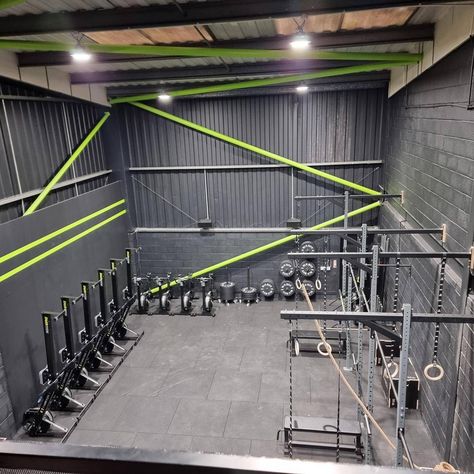 Before ⏩ After Another stunning facility completed ✔ CrossFit TwentyThree in Forest Hill, London 💪 #BuiltBetter #BLKBOX #gym #fitout #gymfitout #transformation #cool #beforeafter #beforeandafter #swipe #equipment Crossfit Studio, Forest Hill London, Gym Architecture, Ppt Background, Forest Hill, Studio Design, Fitness Studio, Crossfit, Design Studio