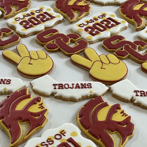 Usc Graduation Party, Usc Graduation, Football Treats, School Cookies, Graduation 2024, Graduation Cookies, 2025 Vision, Backyard Party, Grad Party