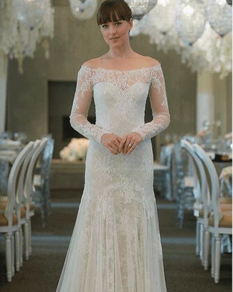 1,656 Likes, 11 Comments - Fifty Shades Of Grey (@shadesupdates) on Instagram: “#fiftyshadesfreed #dakotajohnson” Anastasia Steele Outfits, Movie Wedding Dresses, Anastasia Grey, Baju Kahwin, Female Actors, Grey Wedding Dress, Wedding Dress Prices, Wedding Movies, Anastasia Steele