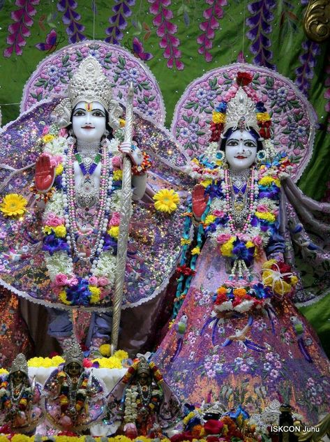 Shri Ram Chandra Kripalu Bhajman, Lord Krishna Iskcon, Shri Ram Stuti, Iskcon Juhu, Krishna Iskcon, Spiritual Topics, Rama Image, Hindi Lyrics, Jai Shri Ram