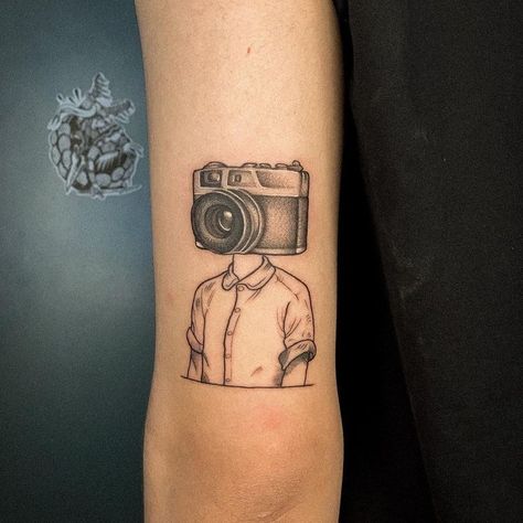 Camera Tattoo Ideas, Geometric Tattoo Hand, Camera Tattoo Design, Pop Culture Tattoos, Soccer Tattoos, Culture Tattoos, Camera Tattoos, Fairy Tattoo Designs, Camera Tattoo