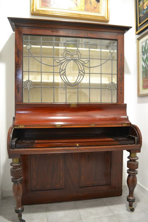 Desk, Display cabinet, Ancient Spinet - Mahogany - 19th and - Catawiki Desk Display, 20 Century, Antiques For Sale, Selling Antiques, Display Cabinet, Online Auctions, Wrought Iron, Auction, Carving