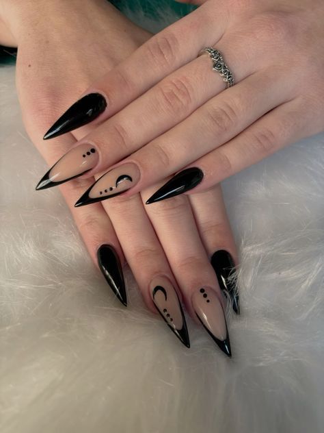 #nails #nailart #nailidea  #nailsacrylic  #nailsinspo  #nailfashion #springnails#nailsummer Moon Design On Nails, Goth Stilleto Nail, Subtle Goth Nails, Witchy Gel Nails, Fall Witchy Nails, Nails With Moon Design, Witchy Nails Acrylic, Goth Nails Simple, Samhain Nails