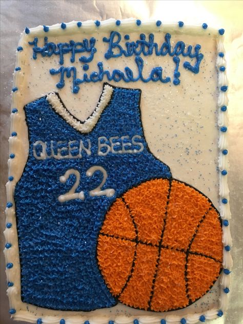 Basketball Birthday Cake Basketball Sheet Cake, Basketball Birthday Cake, Rectangle Cake, Sheet Cake Designs, Basketball Theme, Basketball Party, Basketball Birthday, Sheet Cake, Homemade Cakes