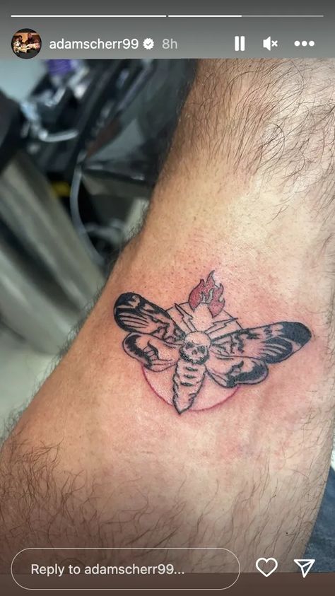 Bray Wyatt Tattoo Ideas, The Fiend Bray Wyatt Tattoo, The Fiend Tattoo, Bray Wyatt Tattoo, Serious Tattoos, Years Tattoo, Cat Tats, Moth Tattoos, Firefly Tattoo