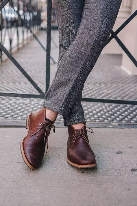 Timberland Chukka Boots, Timberland Chukka, Boots Men Outfit, Mens Dress Boots, Chukka Boots Men, Wardrobe Ideas, Timberland Mens, Boots Fall, Cool Sweaters