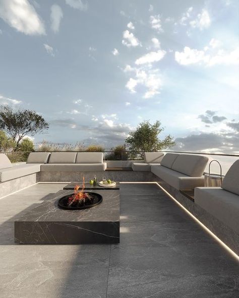 Villa Rooftop Terrace, Luxury Rooftop Terrace, Rooftop Fireplace, Rooftop Terrace Fireplace, Rooftop Projector, Rooftop Terrace Design Penthouses, Roof Terrace Ideas, Terrace Fireplace, Sky Terrace