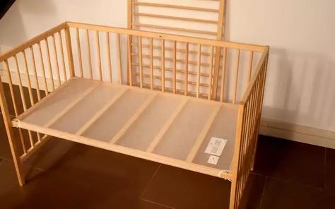 Convert Ikea Crib to Co-Sleeper - Imgur Ikea Crib Hack Co Sleeper, Ikea Co Sleeper Hack, Ikea Crib Co Sleeper, Ikea Crib Hack Sniglar, Sniglar Crib Nursery Ikea Hacks, Diy Sidecar Cosleeper, Ikea Singular Crib Hack, Ikea Baby Bed Hack, Ikea Cot Hack