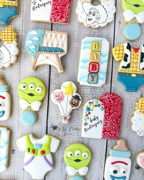 Toy Story Party Food, Toy Story Cookies, Toy Story Baby, Disney Cookies, Sugar Cookie Icing, Toy Story Birthday Party, Sugar Cookie Designs, Baby Cookies, Fancy Cookies