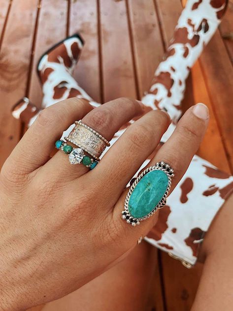 Turquoise diamond rings