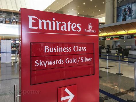 Emirates A380-800 business class Los Angeles to Dubai – SANspotter Emirates Business Class Aesthetic, Emirates Aesthetic, Emirates Business, Emirates A380, Travel Aesthetics, American Express Platinum, Business Class Seats, Usa Trip, Class Theme