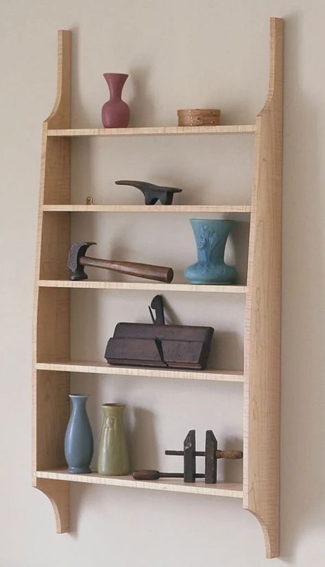 Shaker-style Wall Shelf - FineWoodworking Shaker Style Furniture, Creative Bookcases, Wood Project Ideas, Woodworking Plans Beginner, Woodworking School, Shaker Furniture, Woodwork Ideas, Woodworking Business, Woodworking Supplies