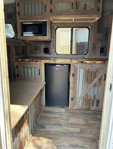 Western Horse Trailer Decor, Small Living Quarters Horse Trailer, Wagon Makeover, Weekender Horse Trailer Remodel, Horse Trailer Interior Remodel, Horse Float, Trailer Design, Buy Dirt, Trailer Renovation