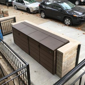 Garbage Enclosure, Bin Store Garden, Outdoor Garbage Storage, Recycling Cans, Front Garden Ideas Driveway, Garbage Shed, Bin Shed, Garbage Storage, Beautiful Outdoor Living Spaces