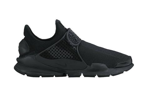 http://www.newtrendclothing.com/category/mens-socks/ Nike Blacks out the Sock Dart for 2016 Nice Sneakers, Nike Sock Dart, Sneak Attack, Sneaker Magazine, Discount Nikes, Nice Clothes, Nike Free Shoes, Nike Shoes Outlet, Sports Wear