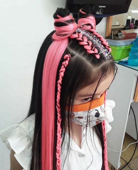 Acrobat Hairstyles, Kids Braids With Color Hair, Festival Braids With Color Extensions, Braided Hairstyles With Extensions, Festival Hair Braids, Rave Braids, Rave Ideas, Lil Girl Hairstyles, Rave Hair