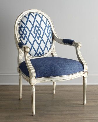 blue and white chair2 Classic Chair Design, Reupholster Furniture, Blue White Decor, Blue And, Chair Makeover, French Chairs, Painted Chairs, White Chair, Sofa Colors