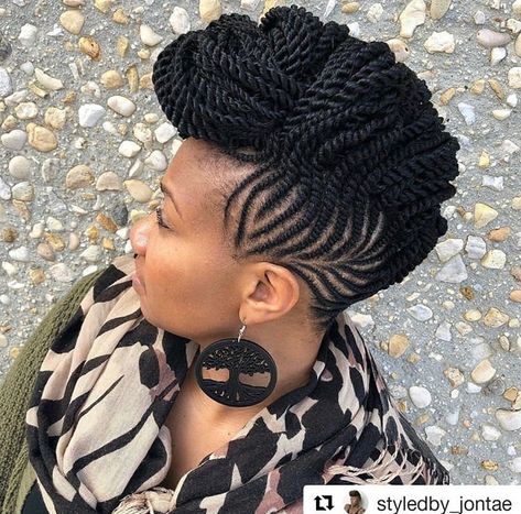 Nyewele Braided Mohawk Black Hair, Trenzas Updo, Braided Mohawk Hairstyles, Braids Updo, Twisted Hair, African Hair Braiding Styles, Braided Cornrow Hairstyles, Trendy Short Hair, Natural Hair Updo