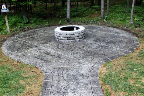 Seamless Stamped Concrete sidewalk and patio with hand too… | Flickr Concrete Patio With Border, Patio With Border, Stamped Concrete Sidewalk, Diy Stamped Concrete, Small Covered Patio, Concrete Sidewalk, Outdoor Fire Pit Area, Wood Walkway, Cheap Patio Furniture