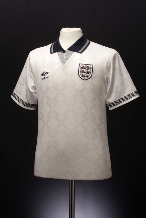 Taken from Umbro's Archive, check out the whole collection at http://www.flickr.com/photos/umbrofootball England Retro Jersey, Retro Jersey Design, England Match, England Kit, England Football Shirt, Football Casuals, Retro Jersey, Design Jersey, Sports Jersey Design