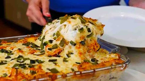 Chimichanga Casserole Recipe, Frozen Chimichanga Enchiladas, Frozen Chimichanga Casserole, Chimichanga Casserole, Tamales Casserole, Gusto Recipes, Chimichanga Recipes, Chicken Chili Recipe Easy, Smothered Burritos