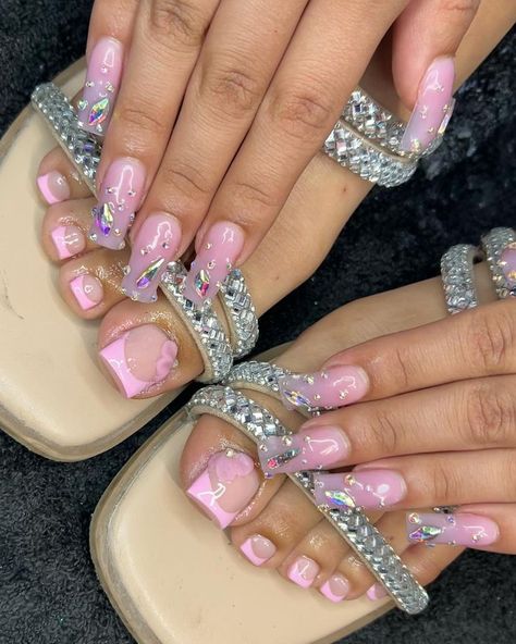 Pink Acrylic Pedicure, Matching Pedicure And Manicure Ideas, Matching Nail And Feet Set, Nails Toes Matching, Matching Toes And Nails Acrylic, Nail And Toe Set, Short Nail And Toes Matching Ideas, Acrylic Nails And Toes Matching Ideas, Nails Matching Toes