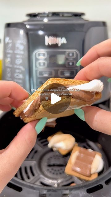 Shayla on Instagram: "me immediately after learning you can make s’mores in the air frier🏃🏼‍♀️🏃🏼‍♀️🏃🏼‍♀️🏃🏼‍♀️🍫🌙✨✨✨✨

#airfryer #smores #cravings #foodhacks" Airfryer Smores, Airfryer Dessert Recipes, Boys Food, Please Please Please, Sweet Snacks, Air Fryer Recipes, Cute Food, Sabrina Carpenter, Food Hacks