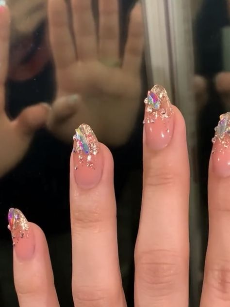 Buchifresa Birthday, Buchifresa Nails Short, Buchifresa Nails, Nails Gems, Nails With Gems, Easy Nail Ideas, Hello Nails, Electric Nail File, Nails Now