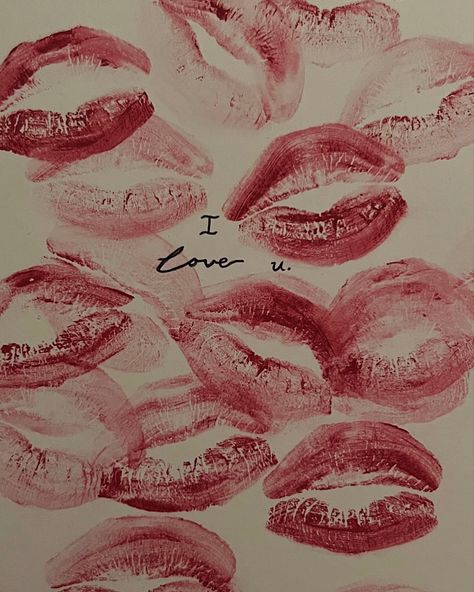 Red Lipstick Kisses, Kiss Artwork, Kissing Drawing, Lipstick Photos, Kiss Painting, Lipstick Mark, Cute Lipstick, Red Lipstick Makeup, Love Collage