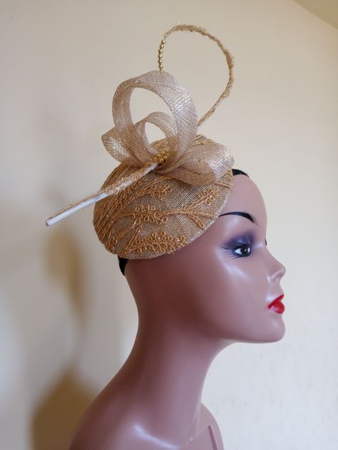 African Head Scarf, Gold Fascinator, Hats Design, Fascinator Hats Diy, Blue Fascinator, Best African Dresses, Fascinator Hairstyles, Fascinator Headband, Head Gear