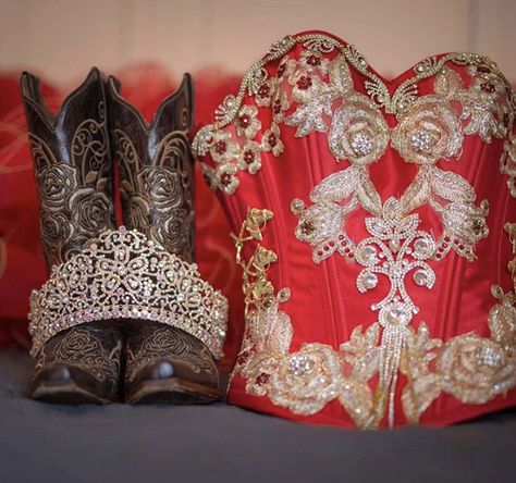 Red And Gold Charro Quinceanera Theme, Red Quince Theme Vaquera, Charro Quince Makeup, Damas Dresses For Quince Red And Gold, 15 Dresses Quinceanera Red And Gold, Red Surprise Dance Outfits, Red Quinceanera Cake Ideas, Quince Suprise Outfit Red, Rancho Quinceanera Theme Red