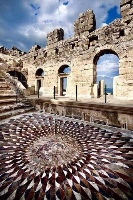 Head Of Medusa, Female Monster, Sacred Circle, Roman Mosaic, Modern Mosaics, Pamukkale, Roman History, Slow Travel, Ancient Ruins