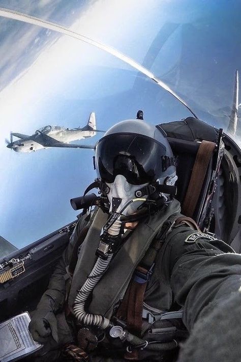 Us Navy Fighter Pilot, Air Force Fighter Jets, Fighter Planes Jets, Jet Fighter Pilot, Naval Aviator, Military Aesthetic, Fotografi Iphone, Gentleman Aesthetic, F1 Wallpaper Hd