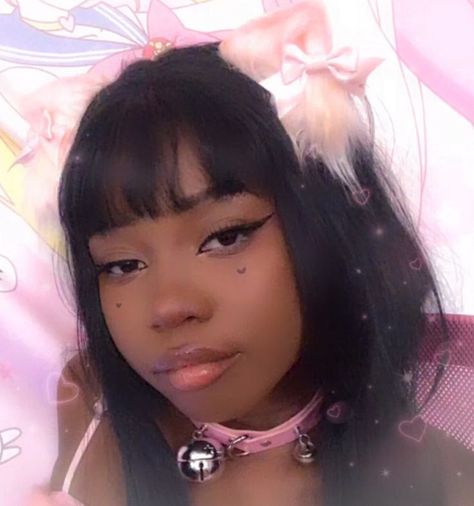 Kawaii Black Women, Kitten Makeup, Core Pfp, Black Kawaii, Style Kawaii, Glossy Makeup, Black Femininity, Pink Girly Things, Pretty Selfies