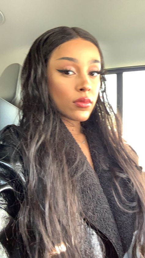 Doja Cat Selfie, Songs Album, Artist Music, Cat Selfie, Fashion Corner, Female Rappers, Girls World, Doja Cat, Fav Celebs