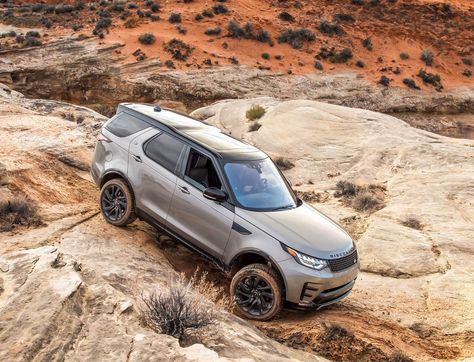 Land Rover Discovery Best Off Road Vehicles, Laferrari Aperta, Suv Comparison, Land Rover Discovery 5, Range Rover Supercharged, Discovery 5, Ferrari Cars, Best Suv, Aesthetic Cool