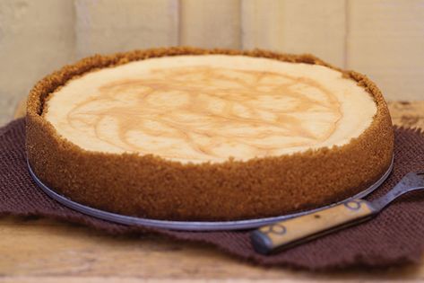 Find the recipe for Caramel Swirl Cheesecake  and other cheese recipes at Epicurious.com Caramel Swirl Cheesecake, Cheesecake Treats, Extraordinary Desserts, Tempting Food, Photo Romantic, Walnut Crust, Romantic Desserts, Swirl Cheesecake, Best Cheesecake