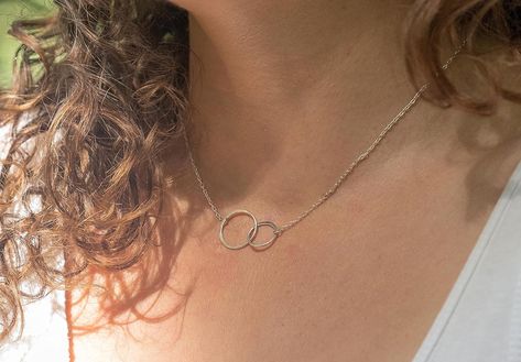 Ginger + Co - Adjustable Sterling Silver Infinity Necklace - 16" Chain with 2" Extender - Double Circle Necklace, Interlocking Circle Necklace : Amazon.co.uk: Handmade Products Silver Infinity Necklace, Double Circle Necklace, Infinity Necklace Silver, Interlocking Circle Necklace, Infinity Necklace, Circle Necklace, Fabric Texture, Handmade Products, Ginger